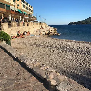 Porto Azzuro 6 Beds , Porto Azzurro Italia